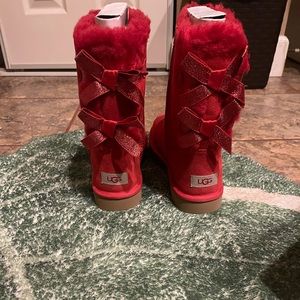 UGG’z BOOTS 🥾